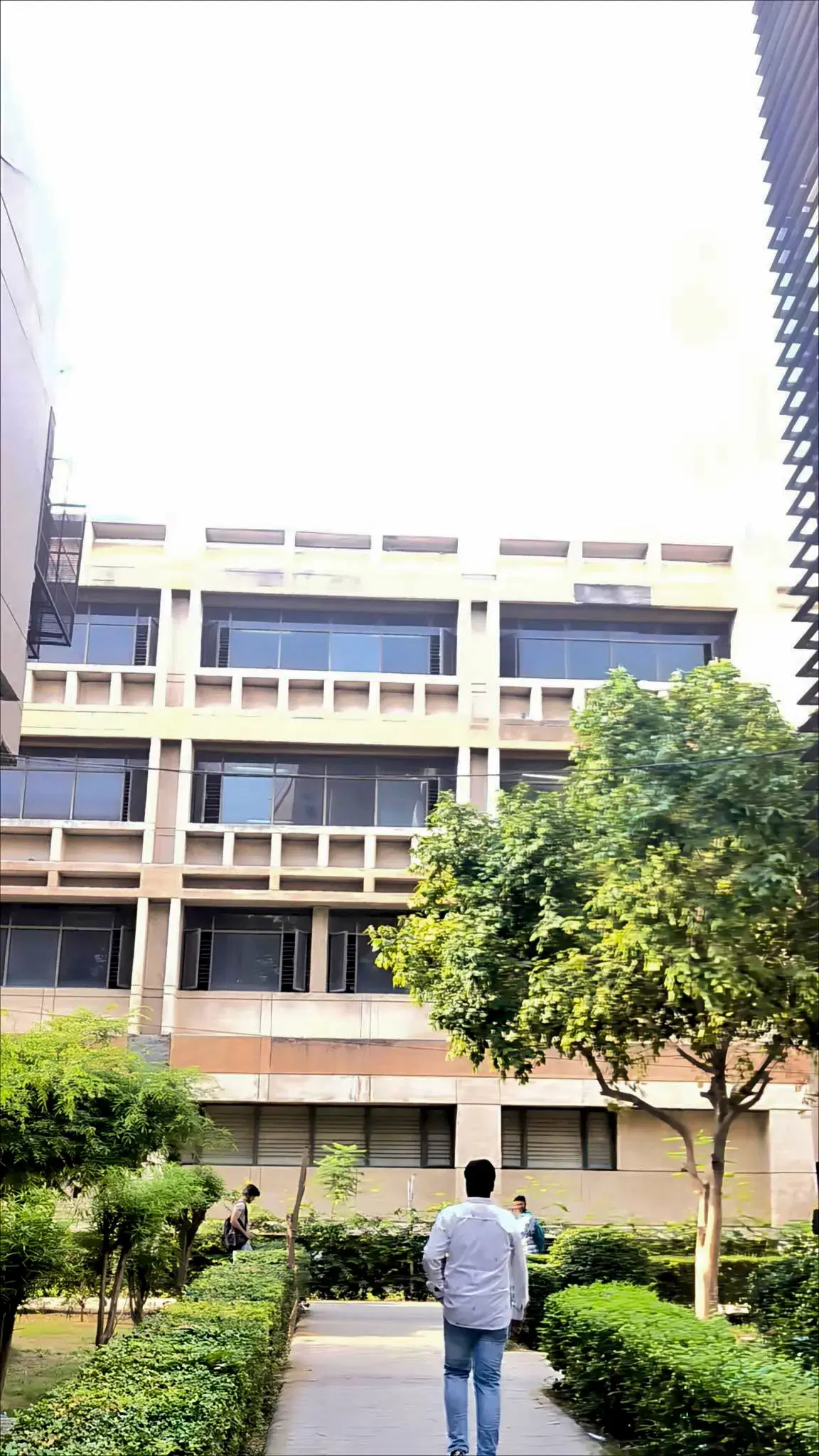 Dyal Singh College Campus photo 1